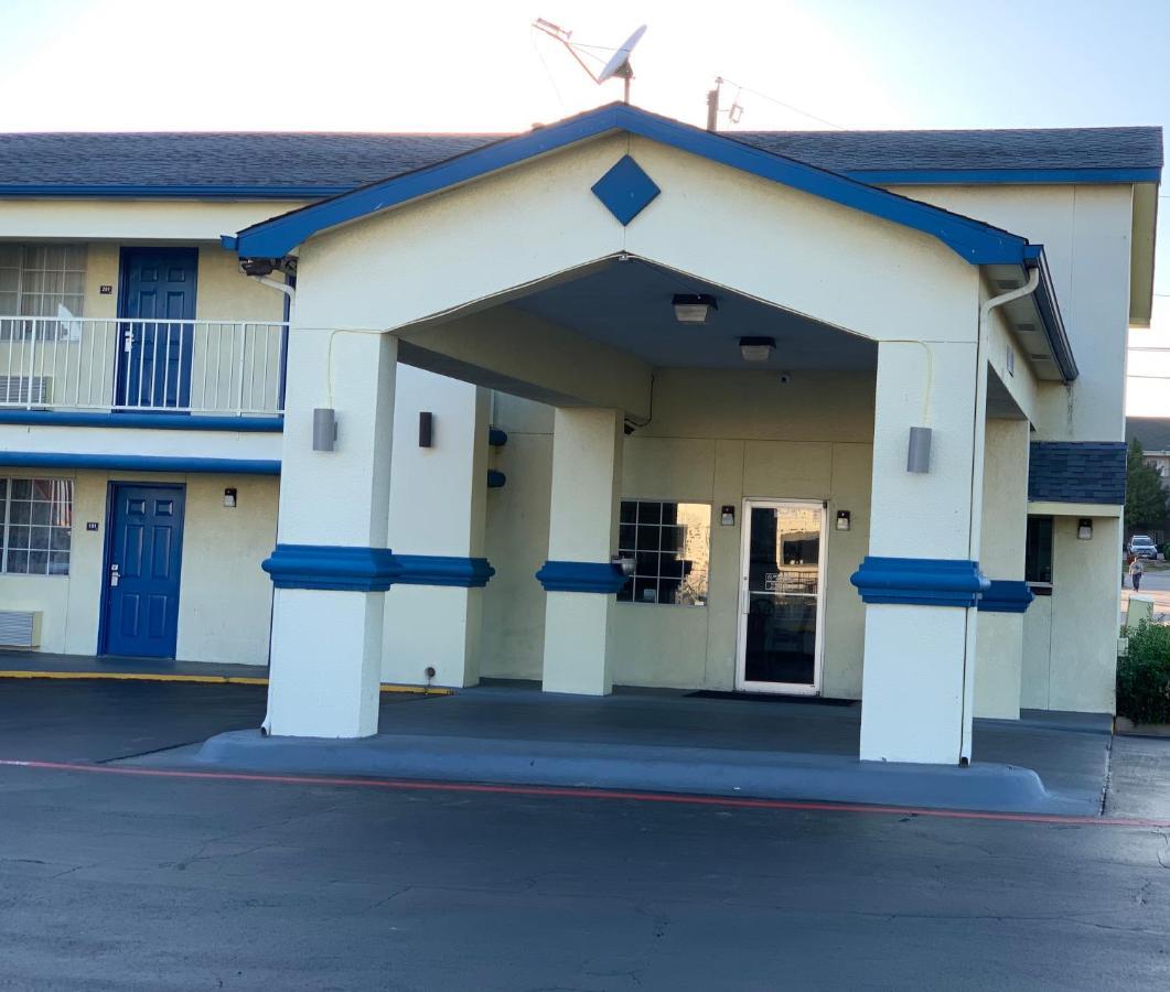 Travelodge By Wyndham Killeen/Fort Hood Bagian luar foto